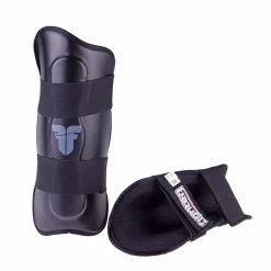 Shin Guard Fighter Ergo - Black, FSG-001B