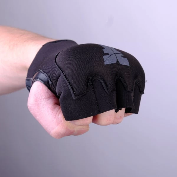Fighter Gel Hand Wraps - Black, FGWN-001BB - Image 6