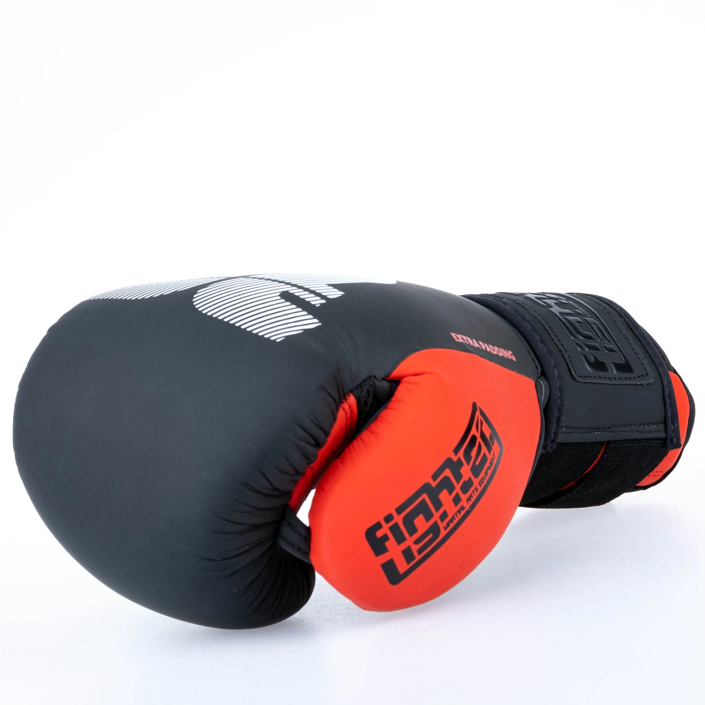 Fighter Boxing Gloves Secure Fit - Black/red - Image 11